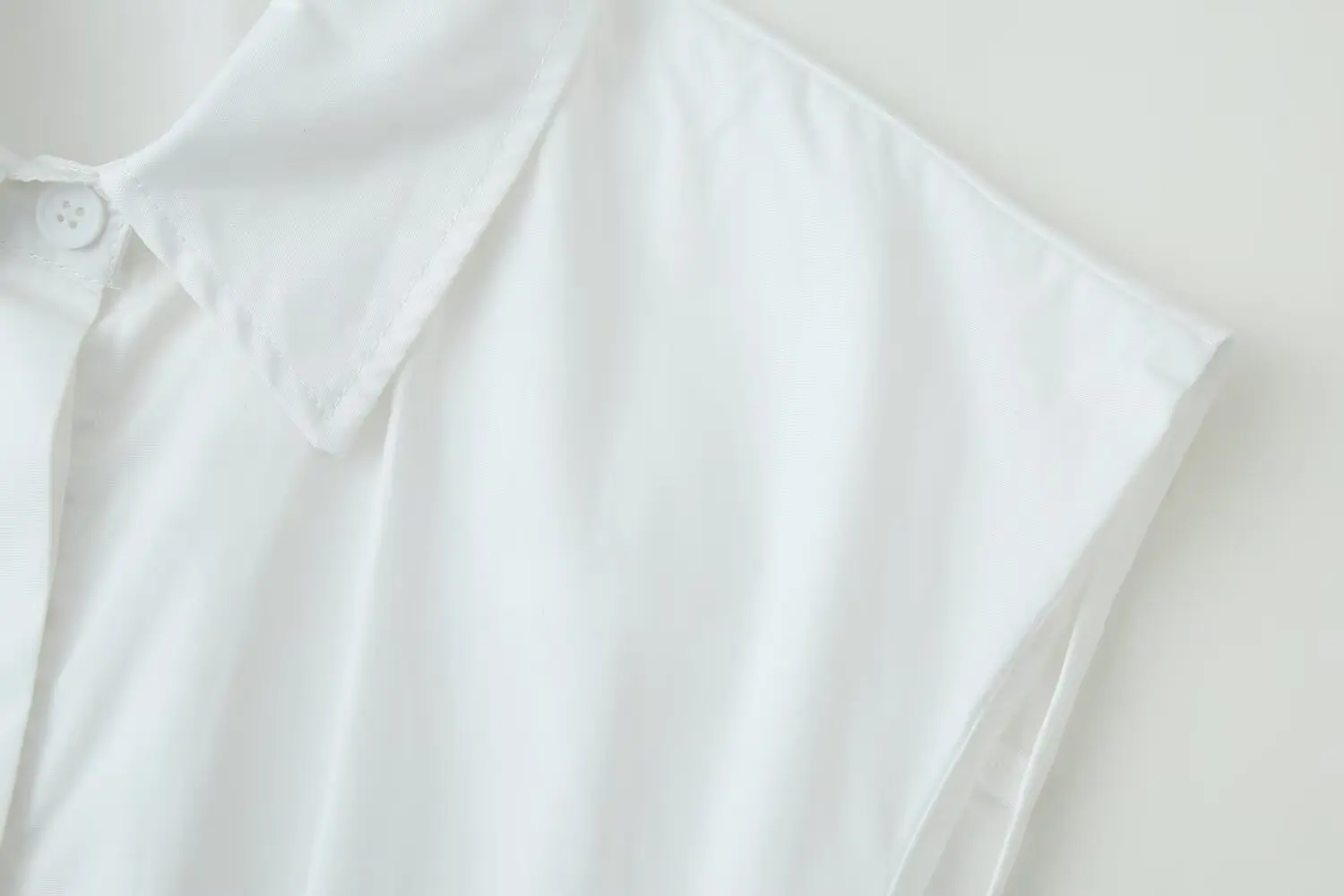 TFMLN Damen Freizeit Ärmelloses Hemd Sommer High Street Trendige Pendler-Shirts 2026 Sommer Mode Elegante Hemden mit Plissiertem Saum – Detail 9