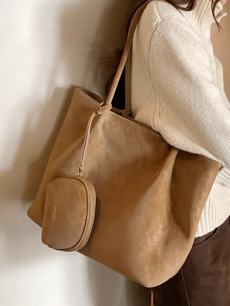 حقيبة حمل نسائية ذات سعة كبيرة للتنقل اليومي؛ حقيبة يد متعددة الاستخدامات لحمل كتف واحد.