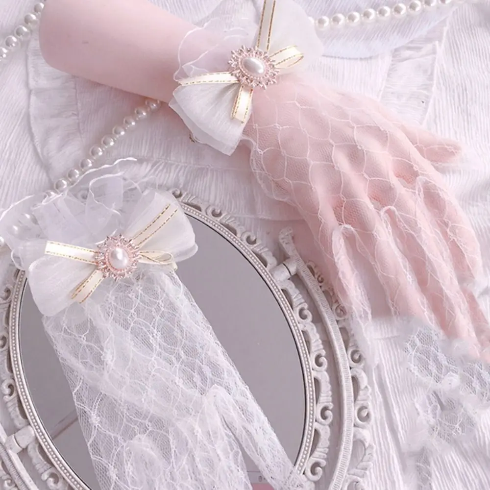 Elegant Black White Lace Gloves Soft Elastic Ruffle Edge Hollow Out Gloves Flower Pattern Bow Cosplay Gloves Cosplay Event