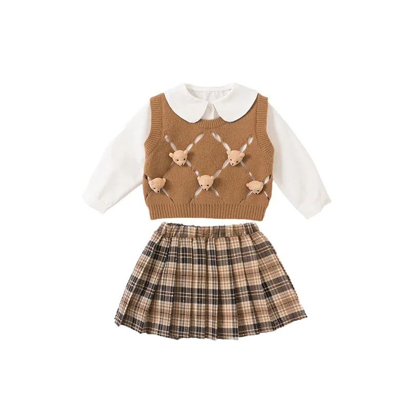 

Girls bear vest three-piece 2024 spring and autumn new baby girl foreign fashion suit, small and medium children's fash