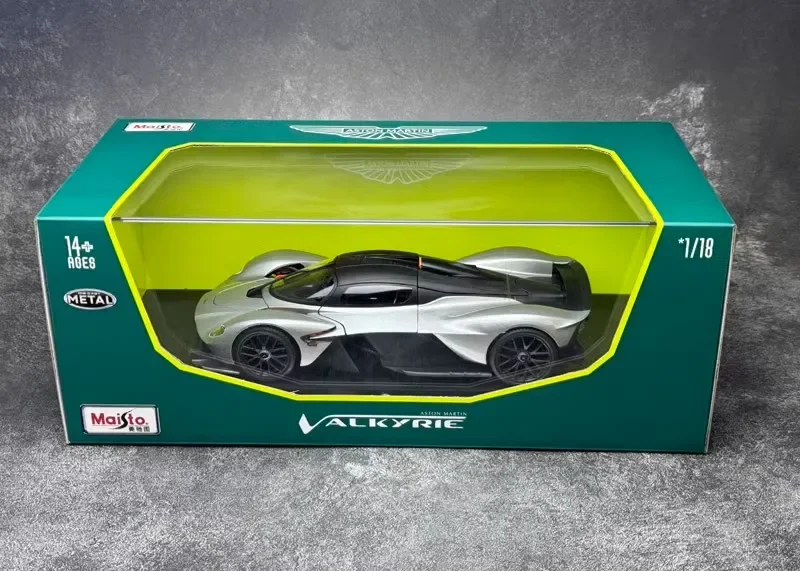 Maisto Car Model 1/18 Aston Martin Valkyrie Alloy Car Model Simulation Room Display Cars Model Boy Collection Birthday Gift