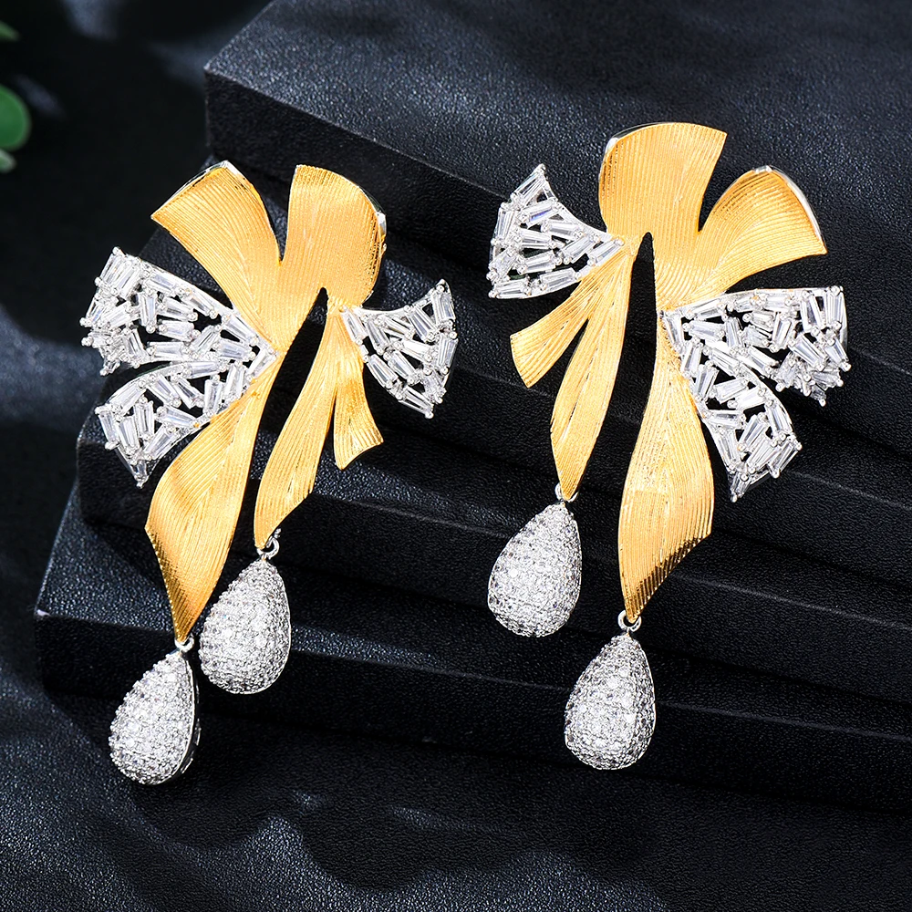 

SORAMOORE Luxury Flower Drop Earrings For Women Wedding Geometric Drop Earring Brincos Female DIY Fashion Jewelry Gift 2020 New