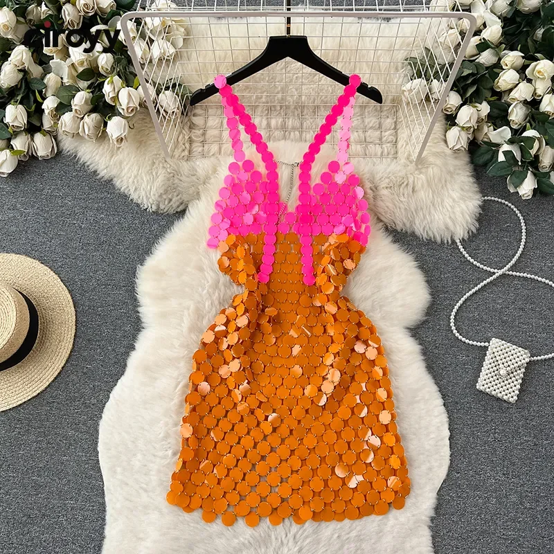 Cekiny Spaghetti sukienka na ramiączkach dla kobiet 2025 lato nowe drążą łączone sukienki moda V Neck linia Mini Vestidos
