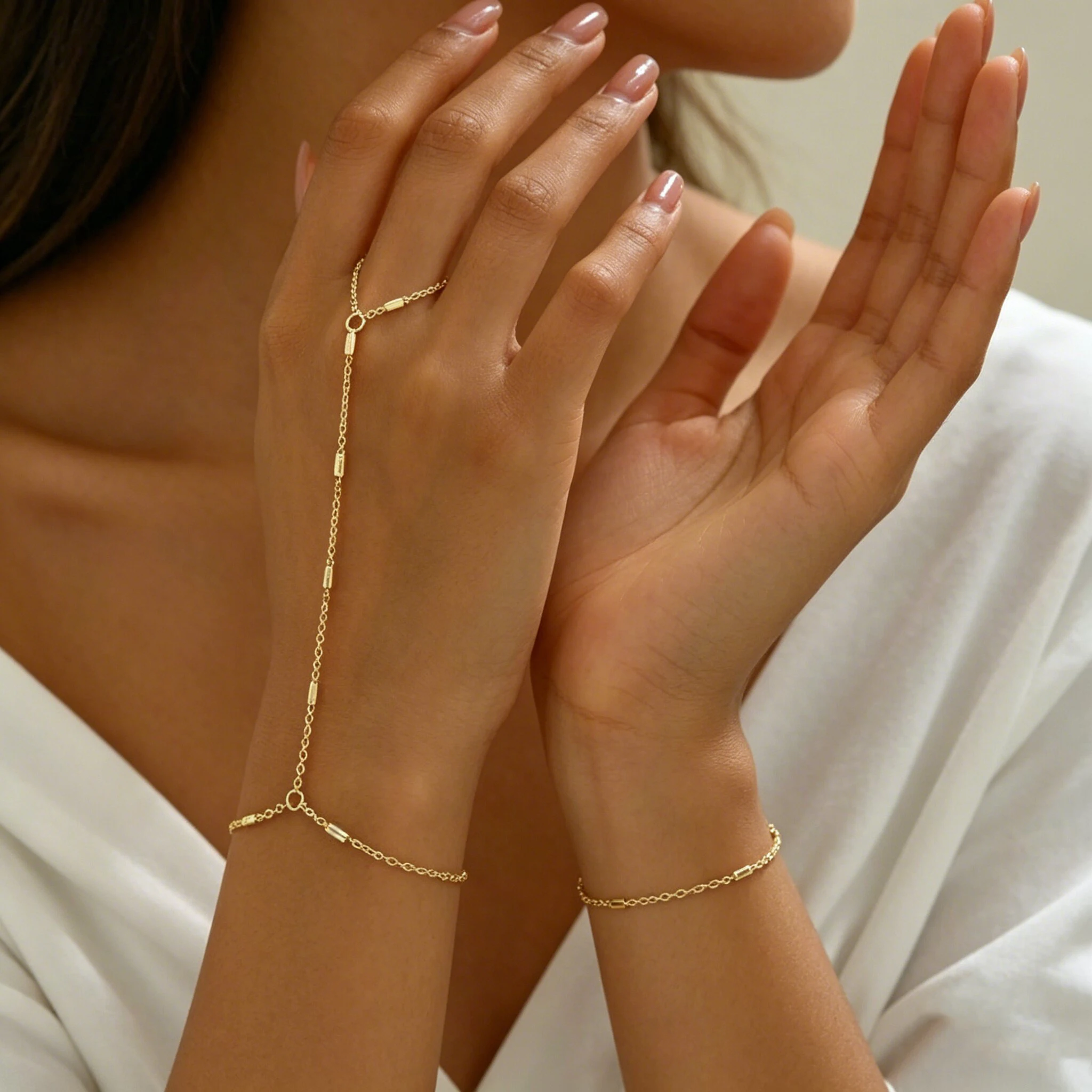 Elegant Tiny Chain Bracelet Finger Rings for Women Gold Color Link Chains Connecting Hand Harness Bracelets Jewelry Gifts