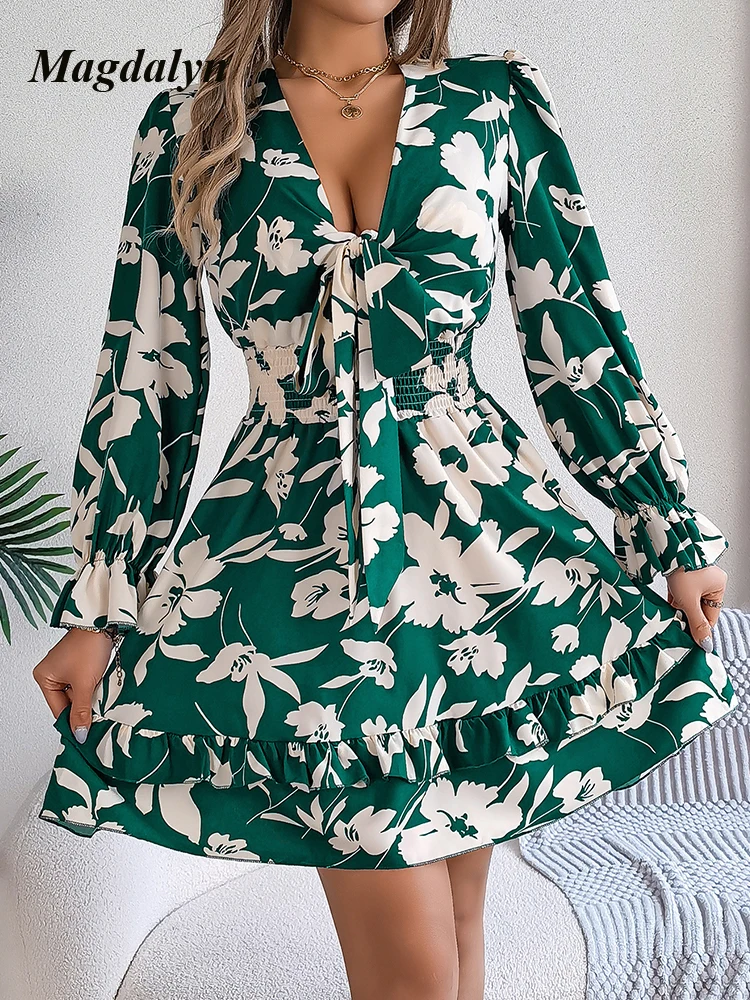 Magdalyn  Women Basic Floral Print Dress Casual Bohemian V Neck Fungus Side A Line Mini Dress Elegant Beach Party Short Dresses