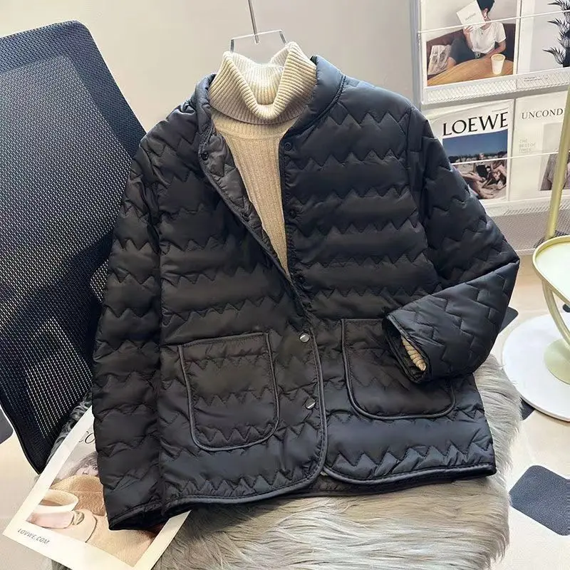 خريف شتاء جديد بسيط بلون المرأة معطف غير رسمي موضة موجة مخطط الإناث سترة قطن قصيرة #3