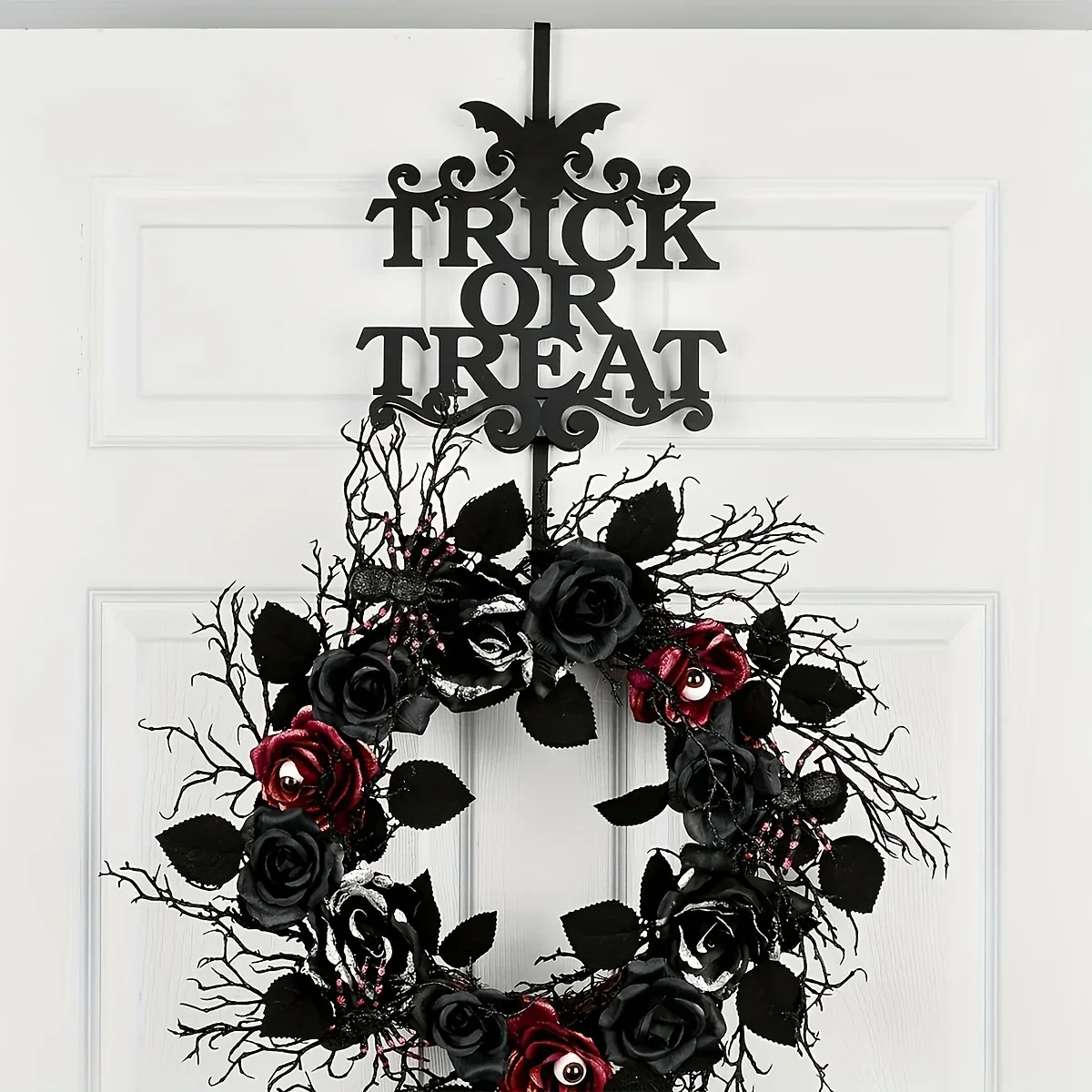 CIFBUY Deco  Trick or Treat Wreath Hanger，Wreath Hanger for Front Door Wall Metal Over The Door Single Hook Christmas Decoration