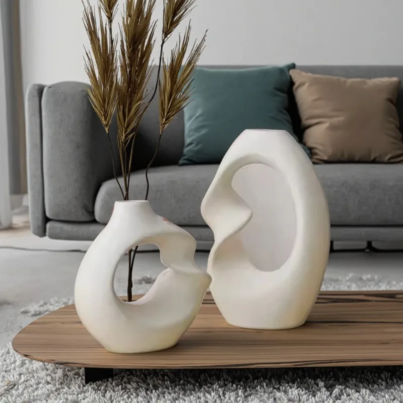Home Decoration Luxury Ceramic Vase White Wedding Tabletop Vase Luxury Living Room or Office Dried Flower Display