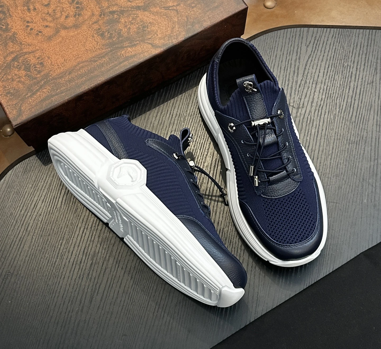 

OECHSLI Shoes Cowhide 2025 new Sneakers outdoors fashion casual embossing genuine leather motion Men‘s European big size 38-47