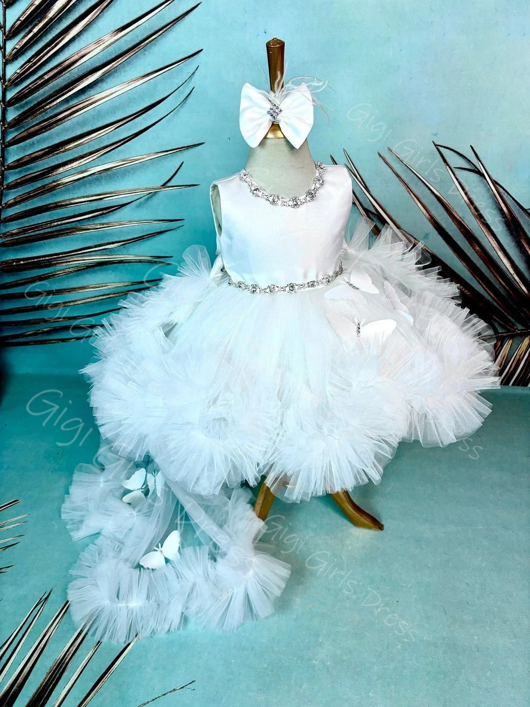 فستان فتاة الزهور من التول الأبيض مع ذيل فراشة ثلاثي الأبعاد فستان عيد ميلاد مطرز بالكريستال مخصص للأطفال فستان حفلة الأميرة