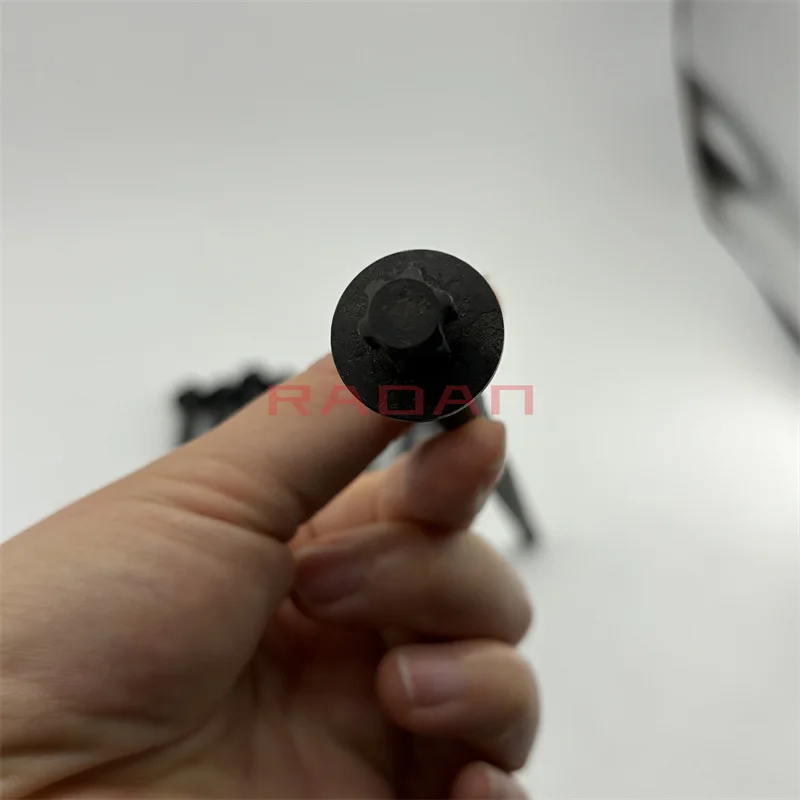 10 pcs/lot Cylinder Head Bolt For SAIC MG6 MG 6 MG 550 750 1.8T