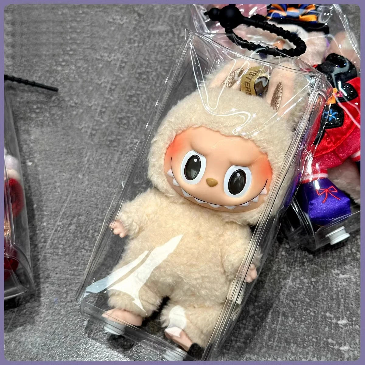 17 سنتيمتر موضة المطر بوف بولي كلوريد الفينيل شفافة دمية حمل حقيبة واضح نافذة العرض الغبار لشخصيات صغيرة المفاتيح