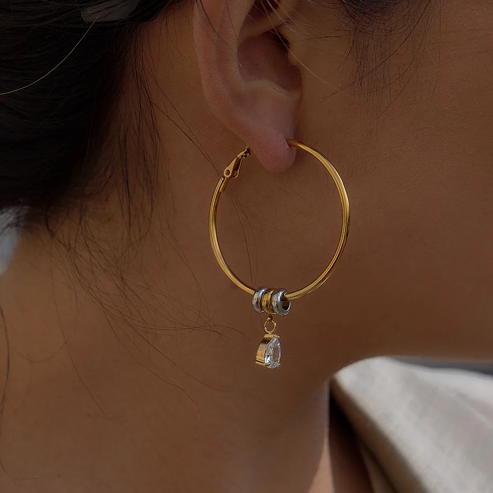 Edelstahl Zweifarbige Creolen mit Zirkon-Anhänger Große Kreisförmige Hängeohrringe Modeschmuck für Frauen Party-Geschenk