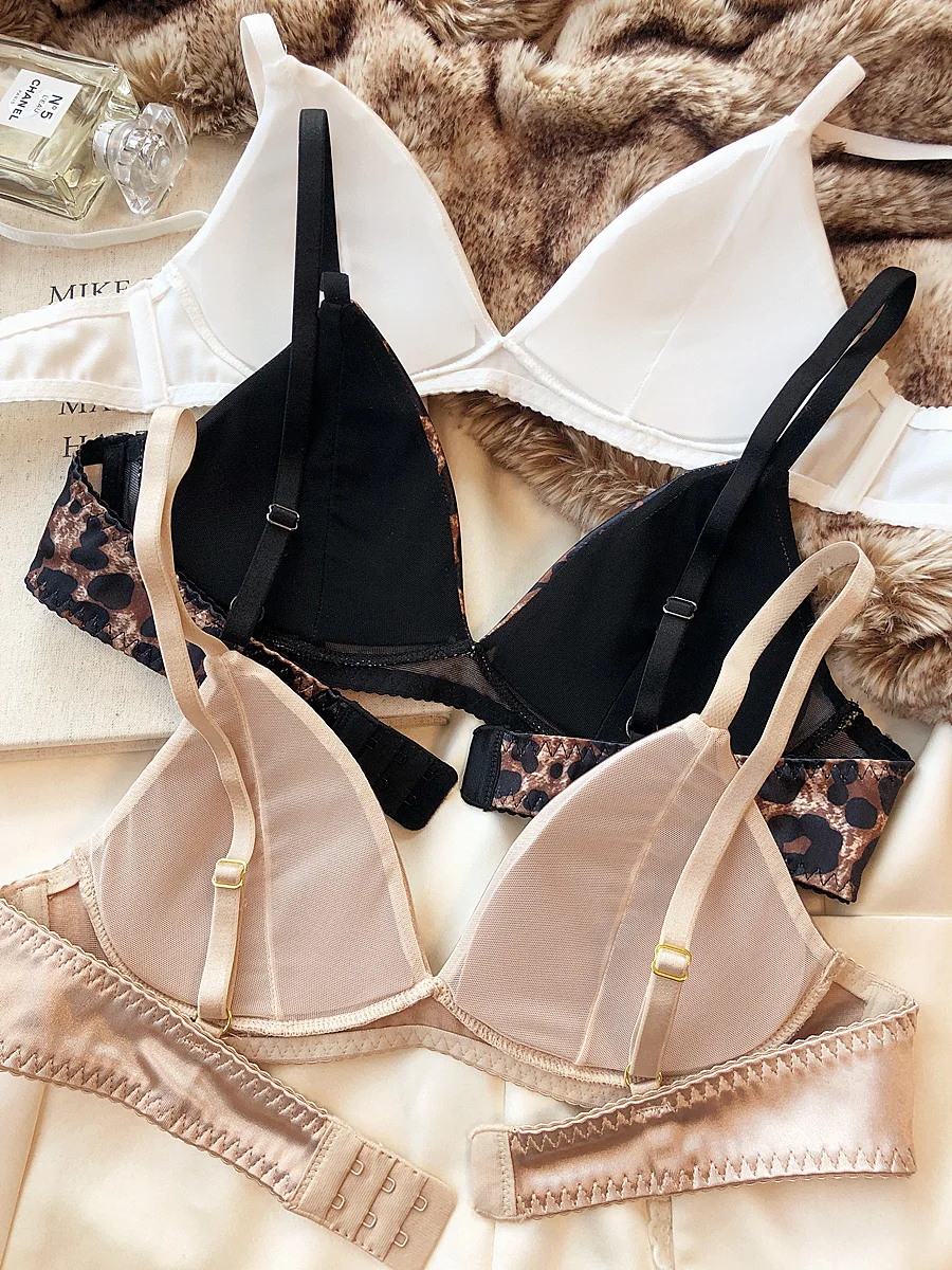 Summer Women Underwear Set Sexy Silken Triangle Cup Wireless Bras French Bralette Seamless Intimates Bra and Thong Lingerie Set