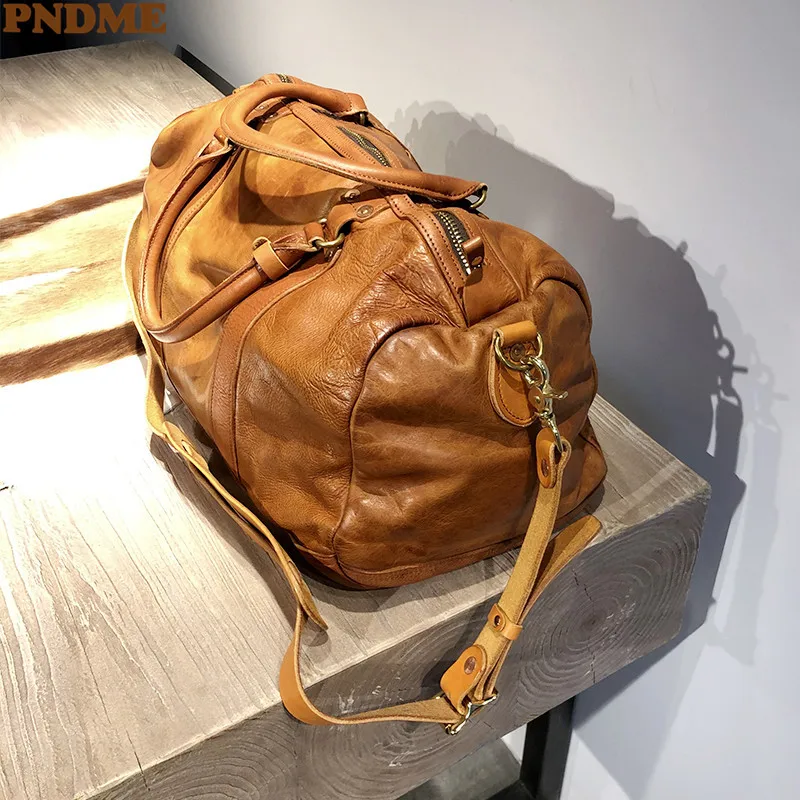 PNDME Vintage Luxury Natural Genuine Leather Men\'s Large-capacity Travel Bag Weekend Outdoor Soft Real Cowhide Big Luggage Bag