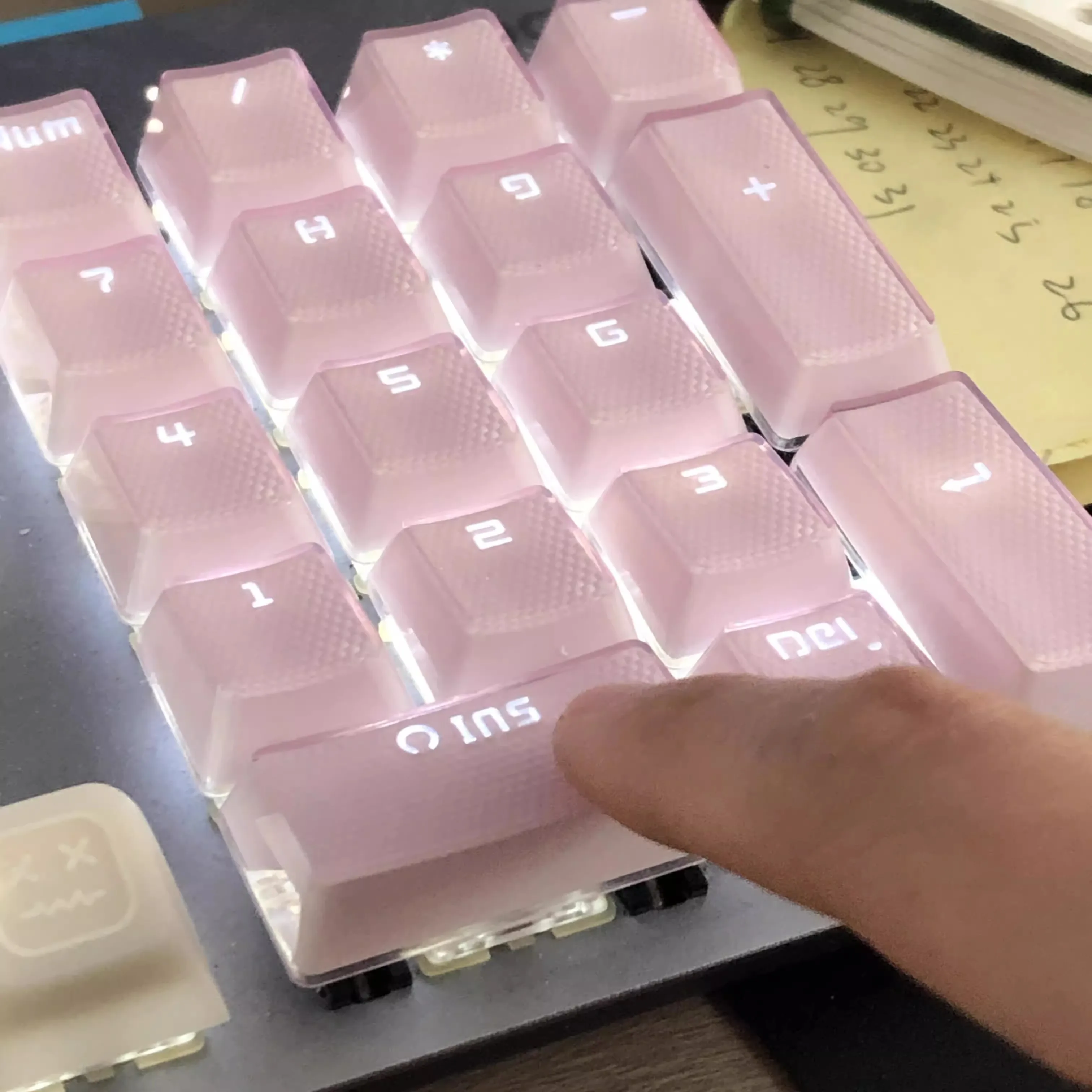 

21 Key Crystal keycap Mechanical Number Keyboard Mini Numpad Notebook Special For Financial Accounting Keyboard OEM Key cap