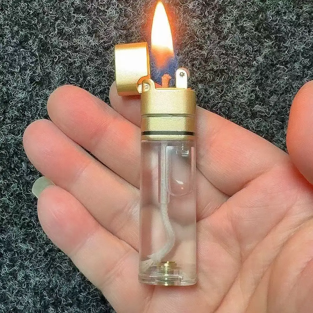 

New Mini Machine Lightweight Grinding Wheel Lighter Outdoor Portable, Small and Classic Transparent Visible Oil Tank Lighter
