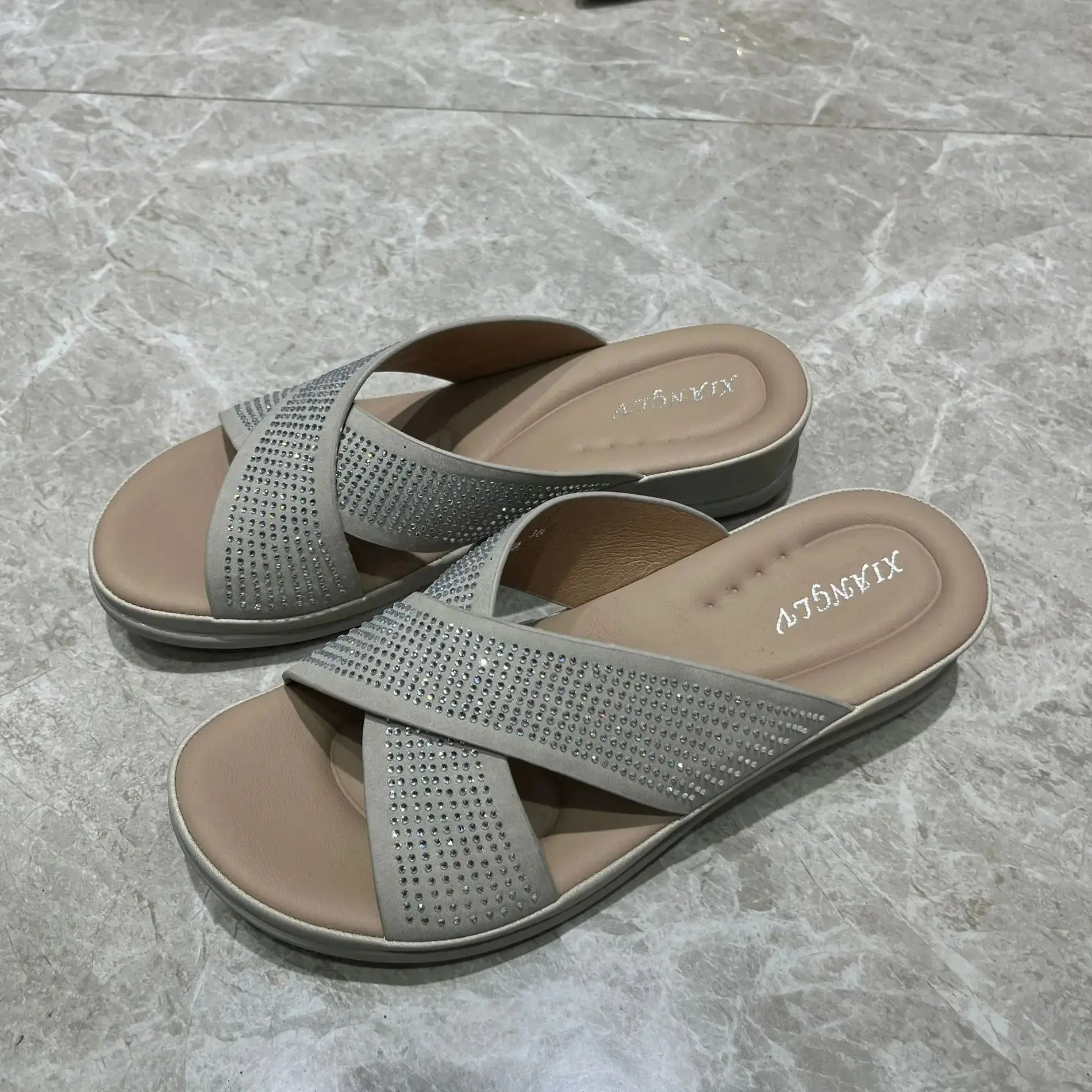 

Rhinestone women's sandals summer 2025 new style Casual Woman shoes outside Fashion slippers