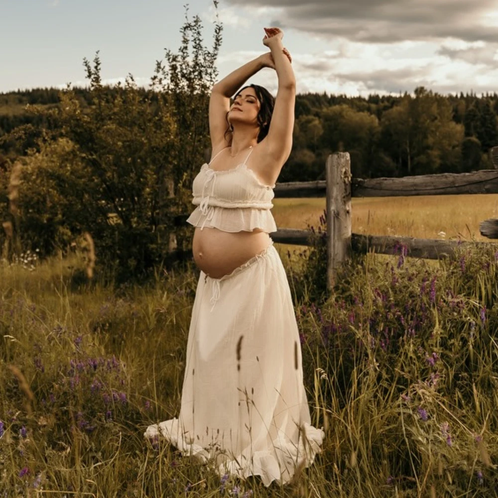 abito-per-servizio-fotografico-di-maternita-top-bianco-con-volant-e-gonna-lunga-fluida-set-boho-per-fotografia-di-gravidanza
