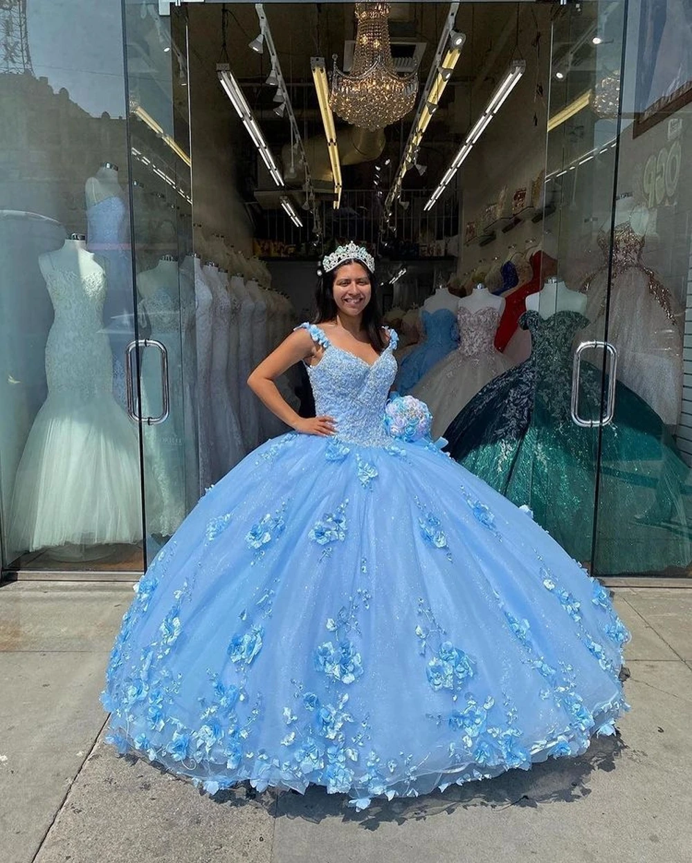 

2022 Sky Blue Ball Gown Quinceanera Dresses 3D Flowers Beads Sweetheart Tulle Lace Applique Sweet 16 Dress Party Wear Xv Años