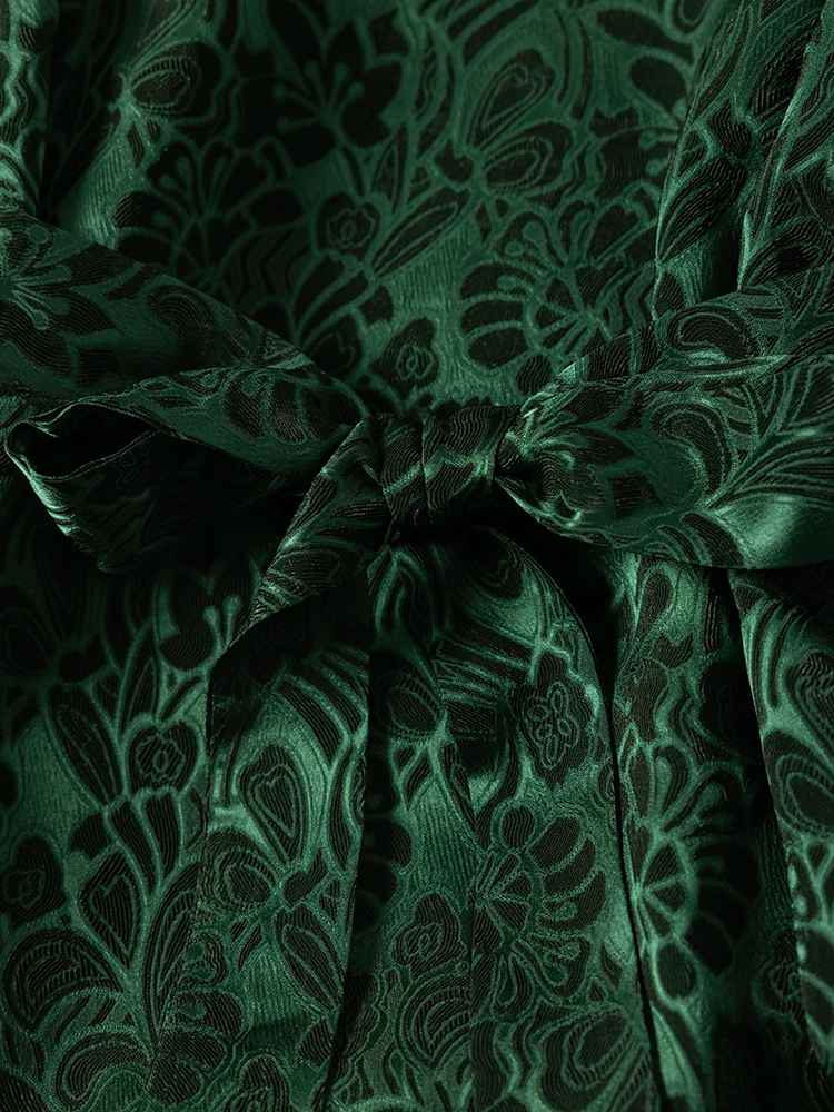 Comfortable Temperament Dark Green 50% Natural Mulberry Silk 50% Viscose Jacquard Satin Round Neck Long Sleeved Dress