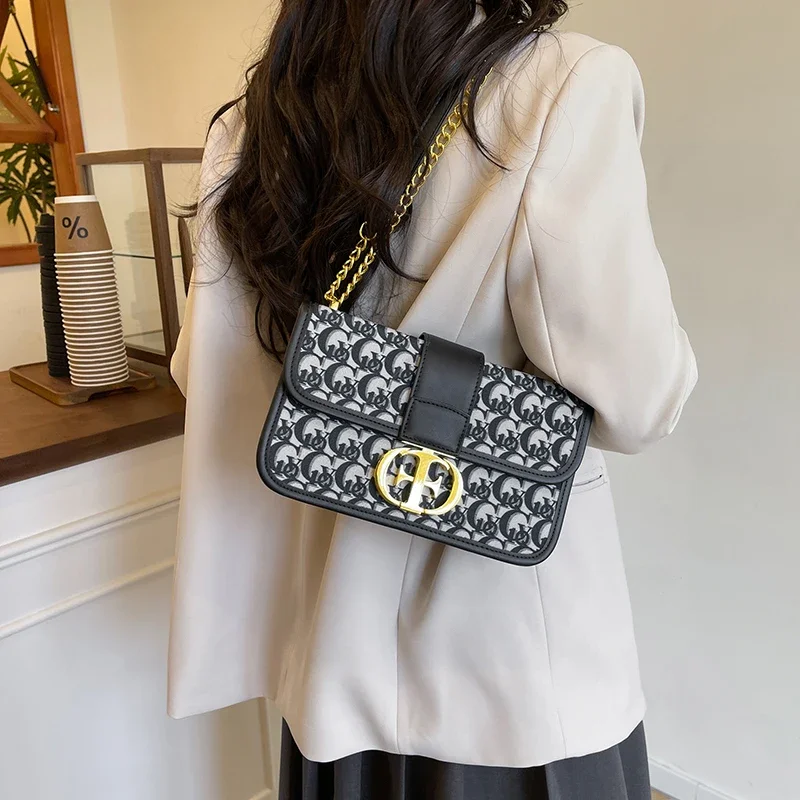 

Women's Leather Crossbody Handbag Stylish Vintage Fashionable Trendy Design Letter Logo Luxury For Business Commuter