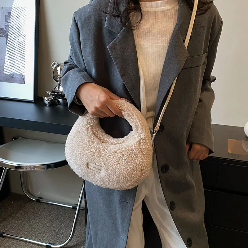 New Popular Fashion Coarse Wool Versatile One Shoulder Underarm Bag Crossbody Bag  Faux Fur Women Handbag