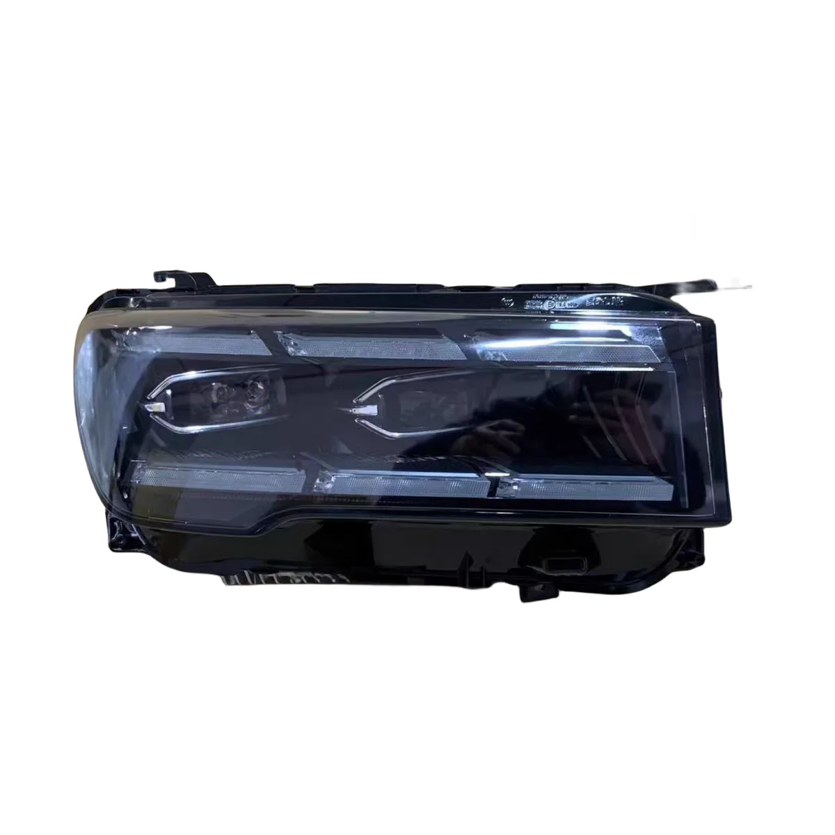 

Suitable For GEELY Monjaro. Xingyue. Original Used Headlight Combination