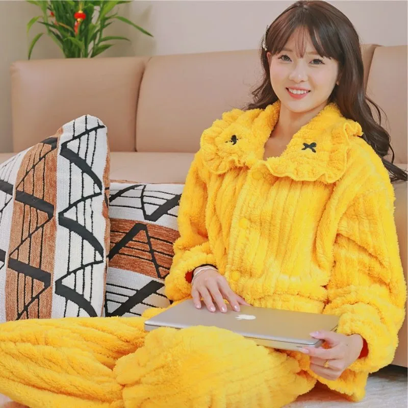 2024 New Coral Velvet Pajamas Women Autumn Winter Loungewear Long Sleeved Thickened Sleepwear Plush Warm Flannel Homewear Set