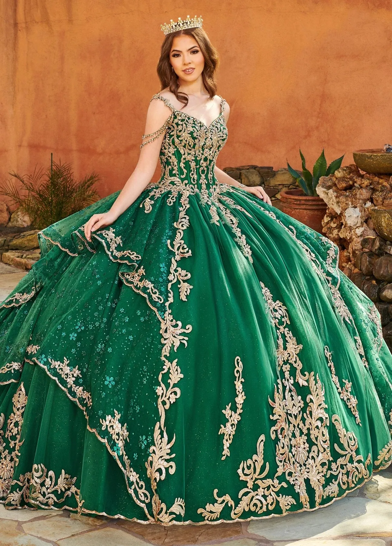 Black Charro Quinceanera Dresses Ball Gown Spaghetti Straps Tulle Appliques Puffy Mexican Sweet 16 Dresses 15 Anos