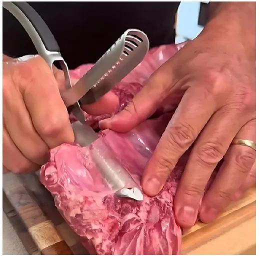 Rib Membrane Removal Clip Is Sturdy, Durable, Anti Slip Design, Easy To Handle Meat Fascia, and Improves Cooking Efficiency