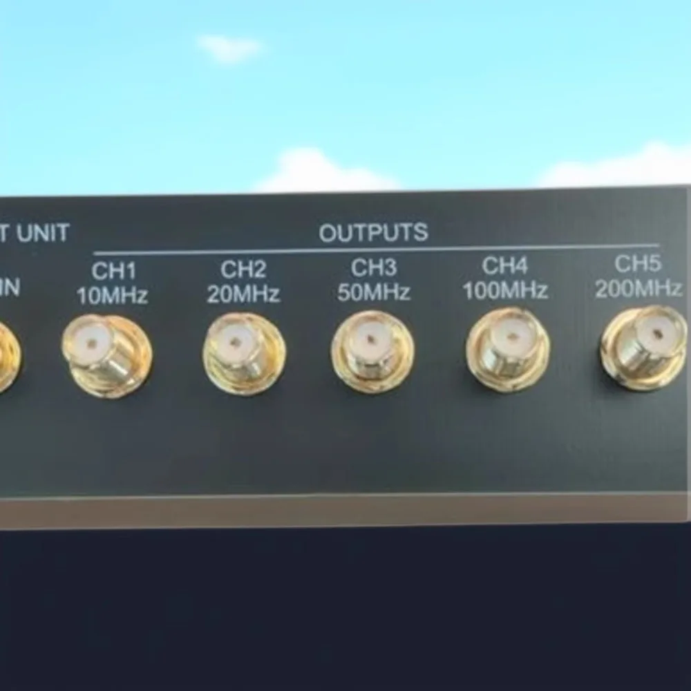 FCU-5。 信号源周波数変換 100M、50M、20M、200M、10M、正弦波クロック源