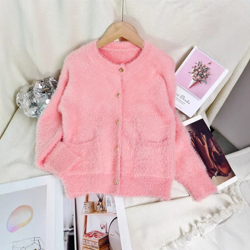 

2025 European and American Solid Color Knitted Sweater Fashion Cardigan