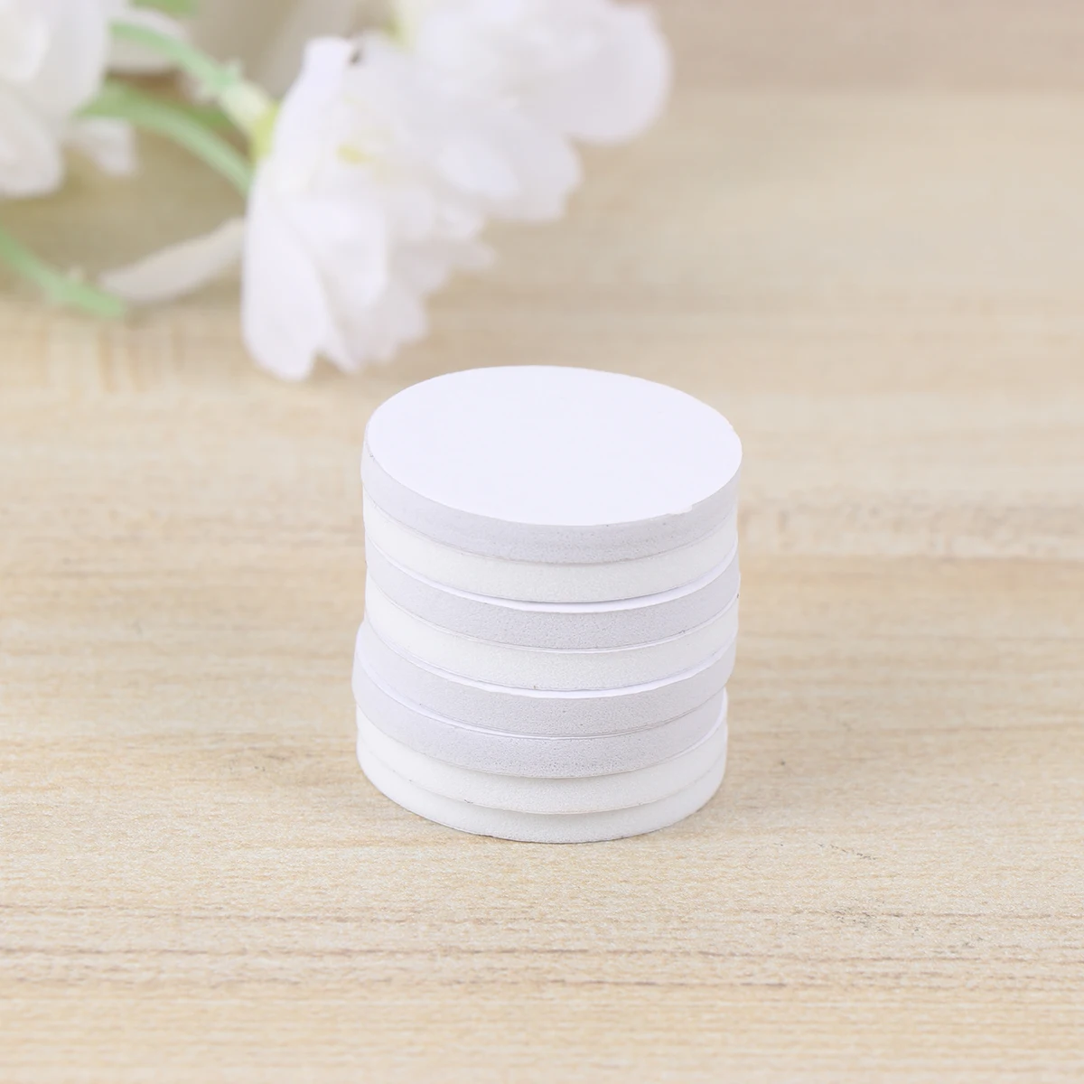 

100pcs Double Sided Adhesive Glue Round Stickers Lightweight DIY Safe Environmental Protective Storage Carry C Holders Core