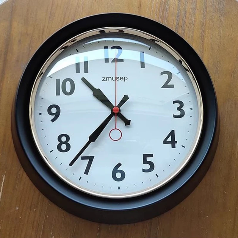 الحديثة بسيطة ساعة حائط معدنية الشمال الرجعية مستديرة من جانب واحد ساعة حائط الراقية غرفة المعيشة ديكور المنزل Duvar Saati FYWC