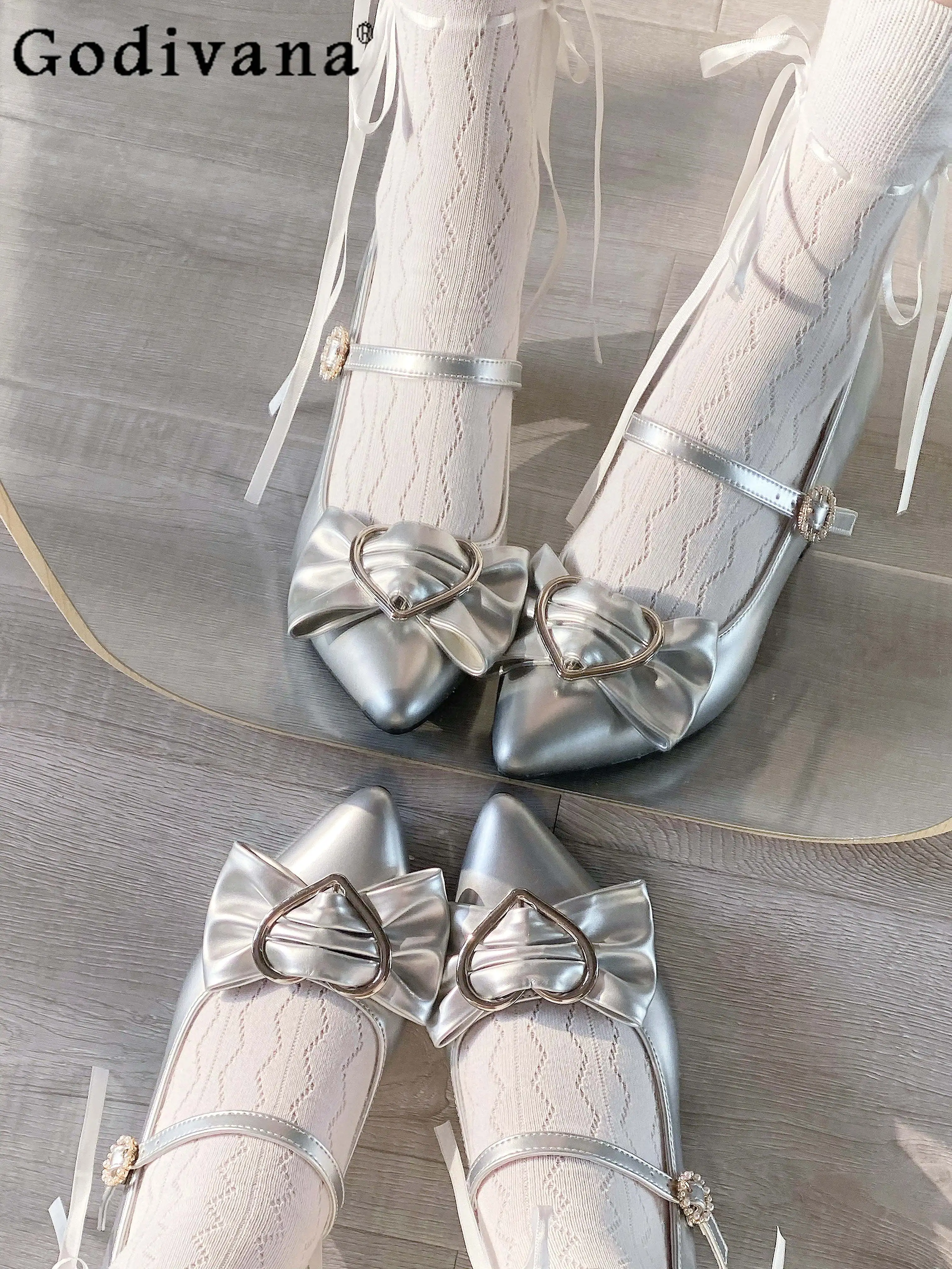 

Dream Sweet Japanese Original Lolita Bow High Heels Pointed Square Heel Love Buckle Elegant Lady Daily Versatile Single Shoes