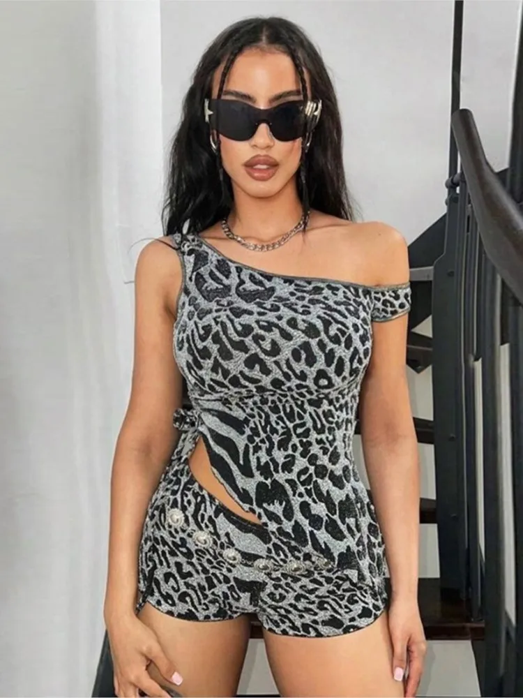

Sexy Leopard Print Off-Shoulder Two Piece Set Fashion Casual Vintage Drawstring Lace-up Sleeveless Cropped Top And Shorts 2 Sets