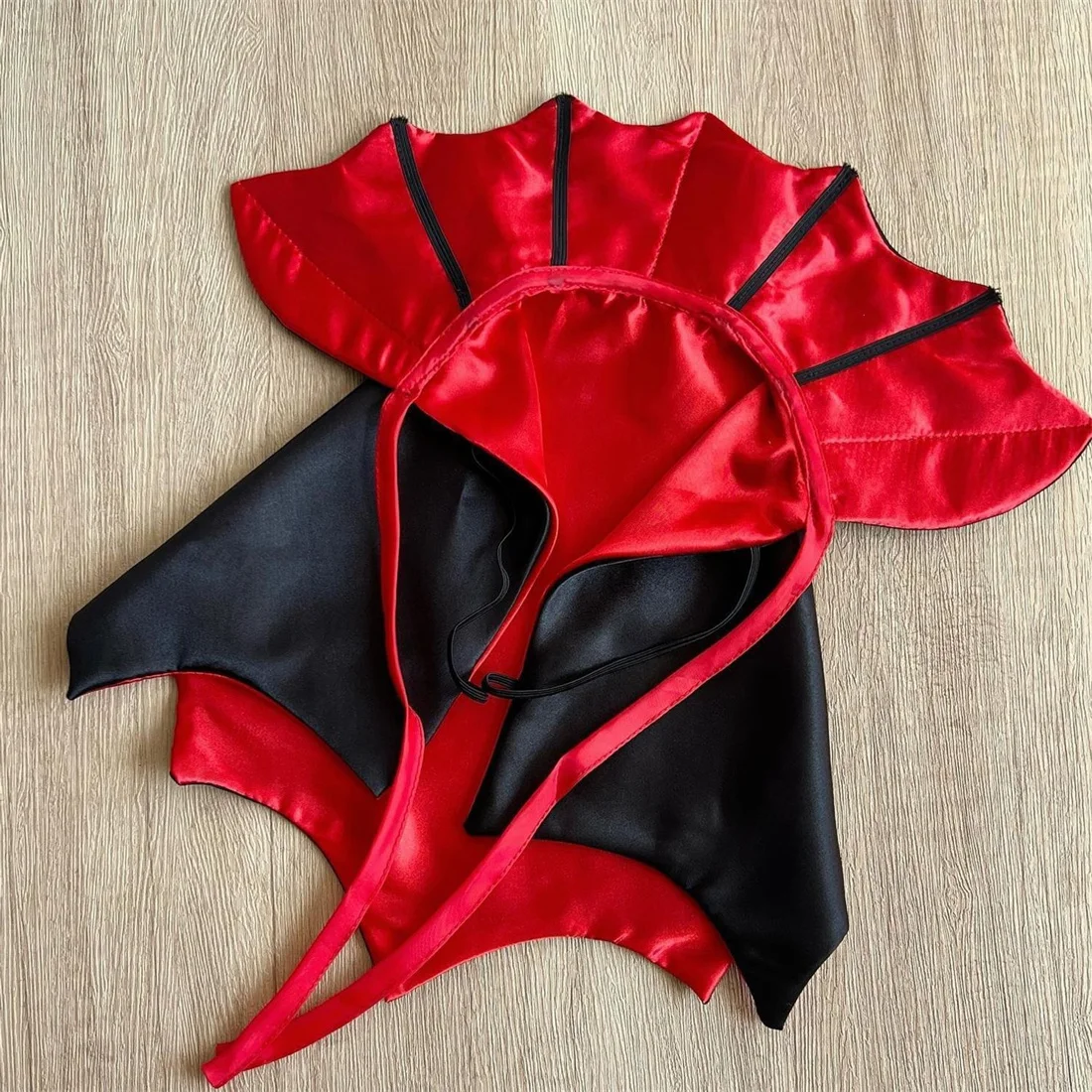 New Pet Cape Halloween Cat and Dog Adjustable Cape Cat and Dog Cosplay Costume Pet Supplies,Halloween Pet Accessories Costumes