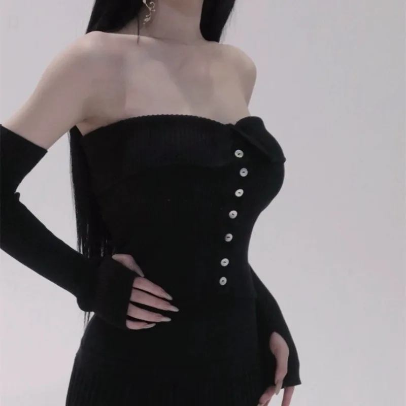 Dongda Gate Spring Summer New Style Knitted Shirt Vertical Stripe Shoulder Exposure Sleeveless Knitted T-shirt Set Elegant