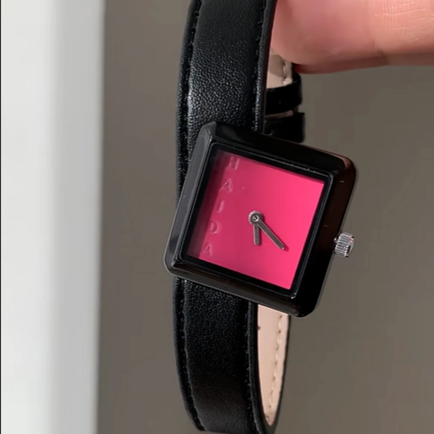 Square quality watch high-end luxury women's 2026 new art designer retro elegant unique quartz watch gift for women