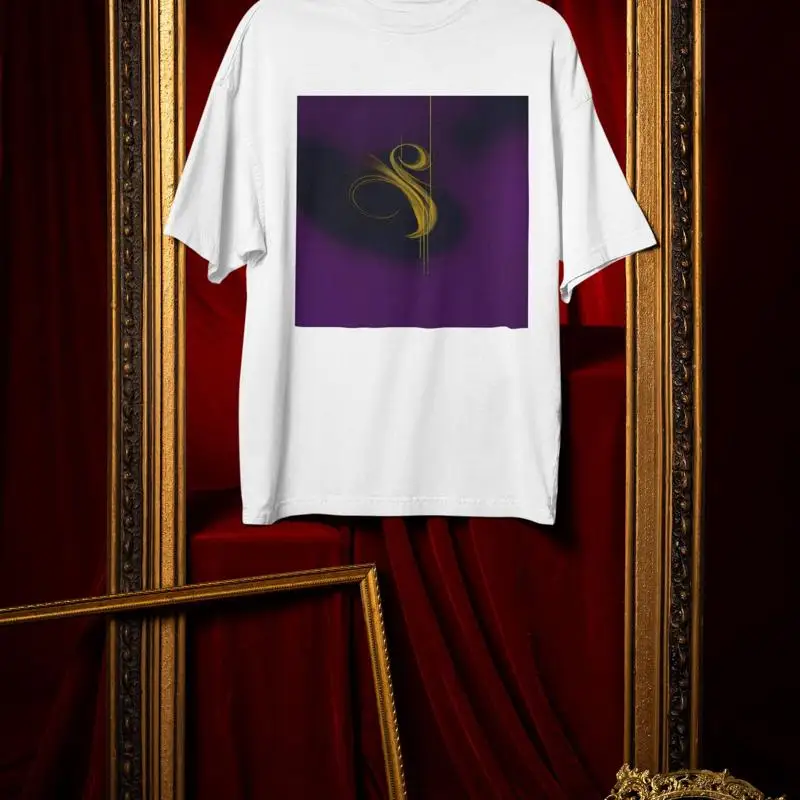 تي شيرت K 161 Streetwear مع رمز ذهبي أصفر على الطراز الحضري الأرجواني لـ Trendsetters #1