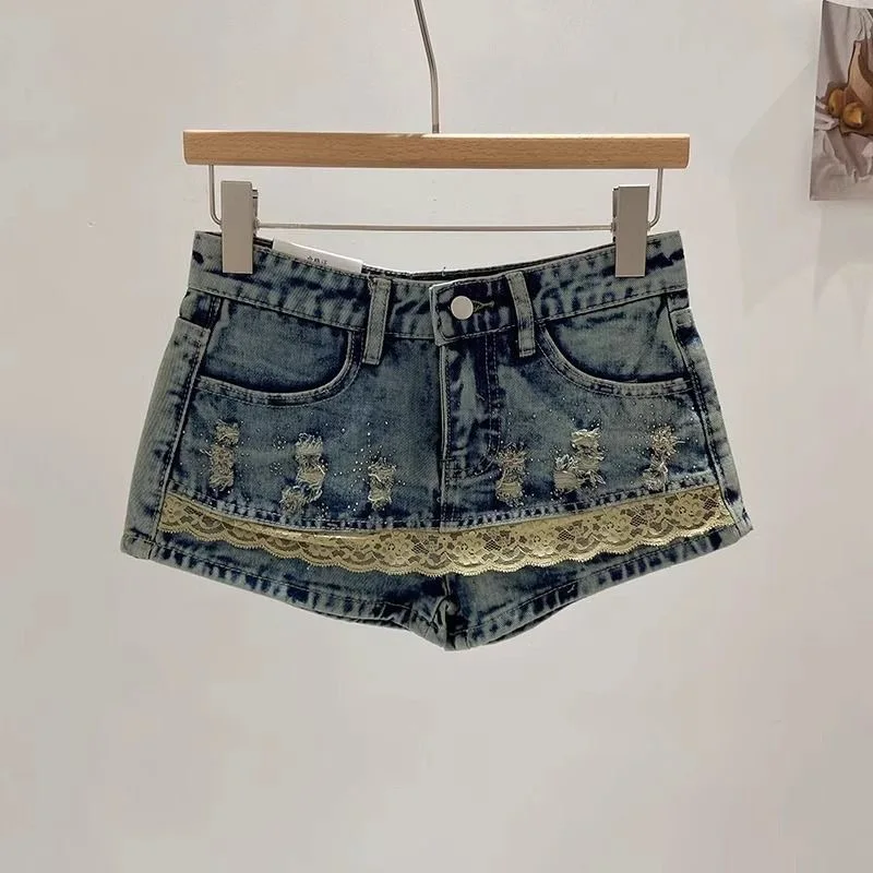 

Юбка-кюлоты Y2K с кружевной отделкой, джинсовая, с низкой посадкой, женская, летняя новинка 2026, облегающая мини-юбка