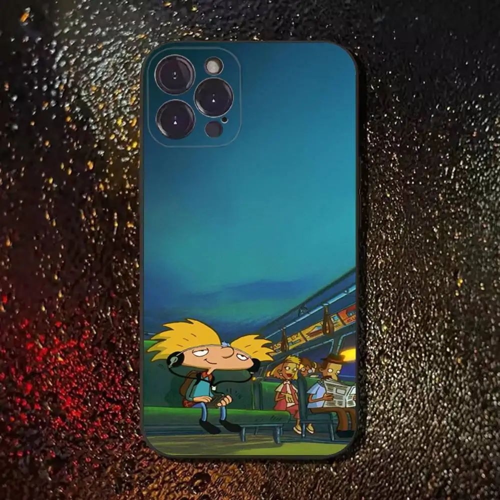 حافظة هاتف Hey Arnold Helga لهاتف iPhone 17,16,15,14,13,12,11 Plus,Pro Max,XS,X,XR,SE,Mini,8,7,Soft غطاء أسود من السيليكون