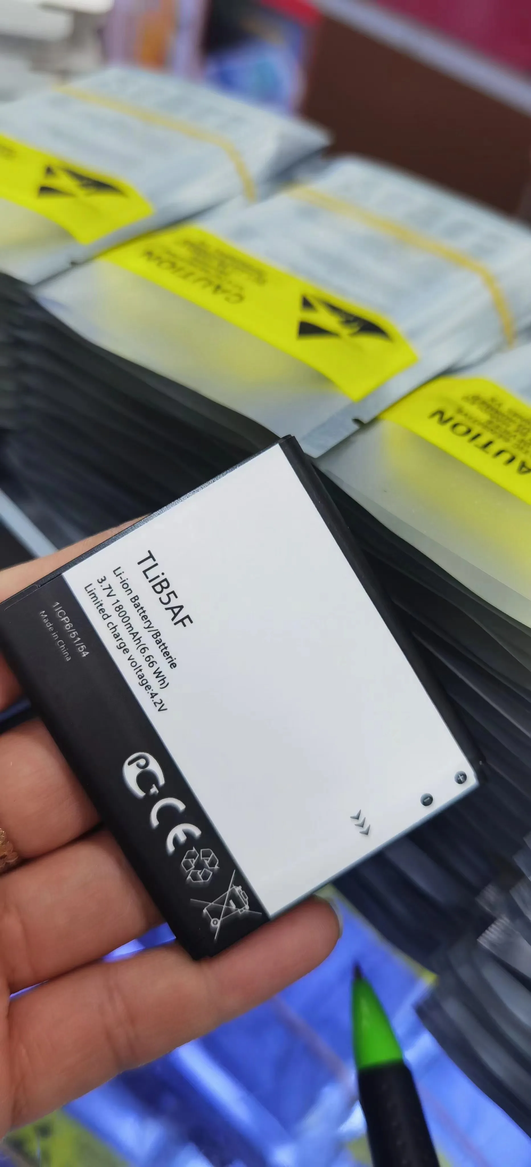 

new Original TLiB5AF 1800mAh Battery For Alcatel One Touch Pop C5 OT 5036 5036D 5037 5037A 5037D 5037X Mobile Phone battery