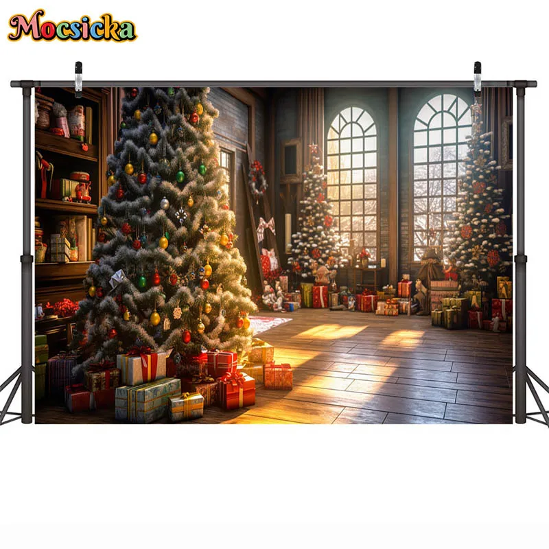 التصوير خلفية شجرة عيد الميلاد في غرفة مع الموقد والنوافذ مضيئة عيد الميلاد ديكور الدعائم خلفية حفلة عائلية