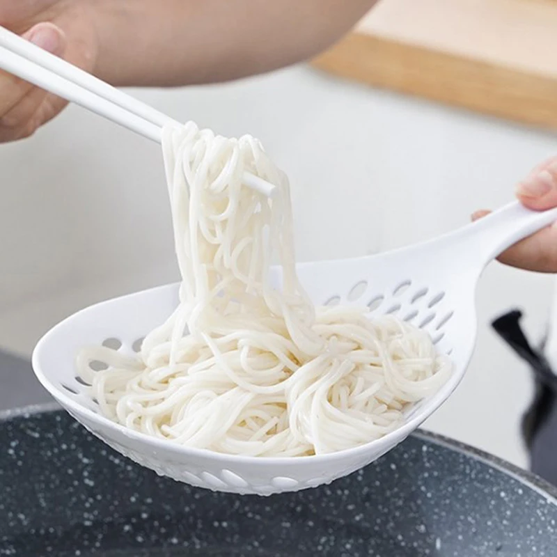 Colher de grande capacidade sem suporte, alta temperatura, bolinhos pendurado, rede vazando, não é fácil de deformar, suprimentos de cozinha, branco, 1 pc