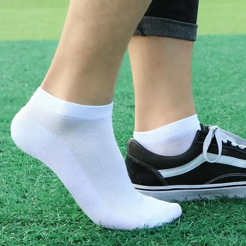 

1/3/5 Pairs Men Mesh Socks Casual Breathable Sports Socks Solid Color Boat Socks Comfortable Soft Cotton Unisex Ankle Socks