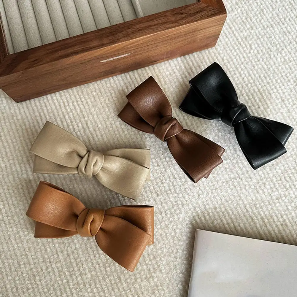 

Женская заколка для волос с бантом из искусственной кожи, нескользящая легкая двухслойная заколка для волос, украшение для волос, челка, заколка для волос, аксессуары для волос