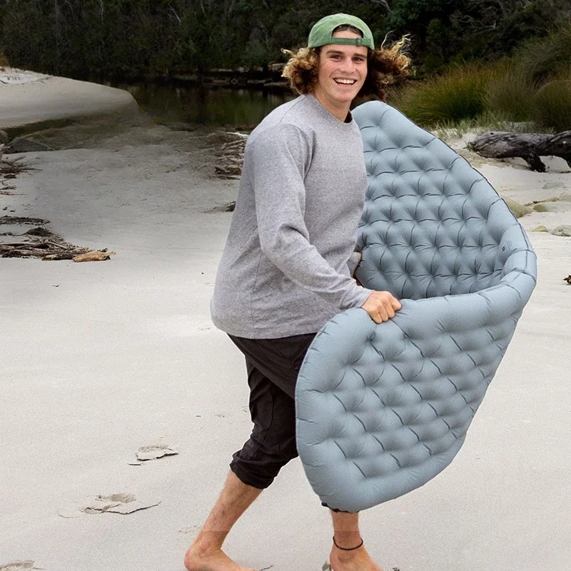 Outdoor camping moisture-proof mattress, lightweight hiking mattress floor mat, tent thickened inflatable sleeping mat