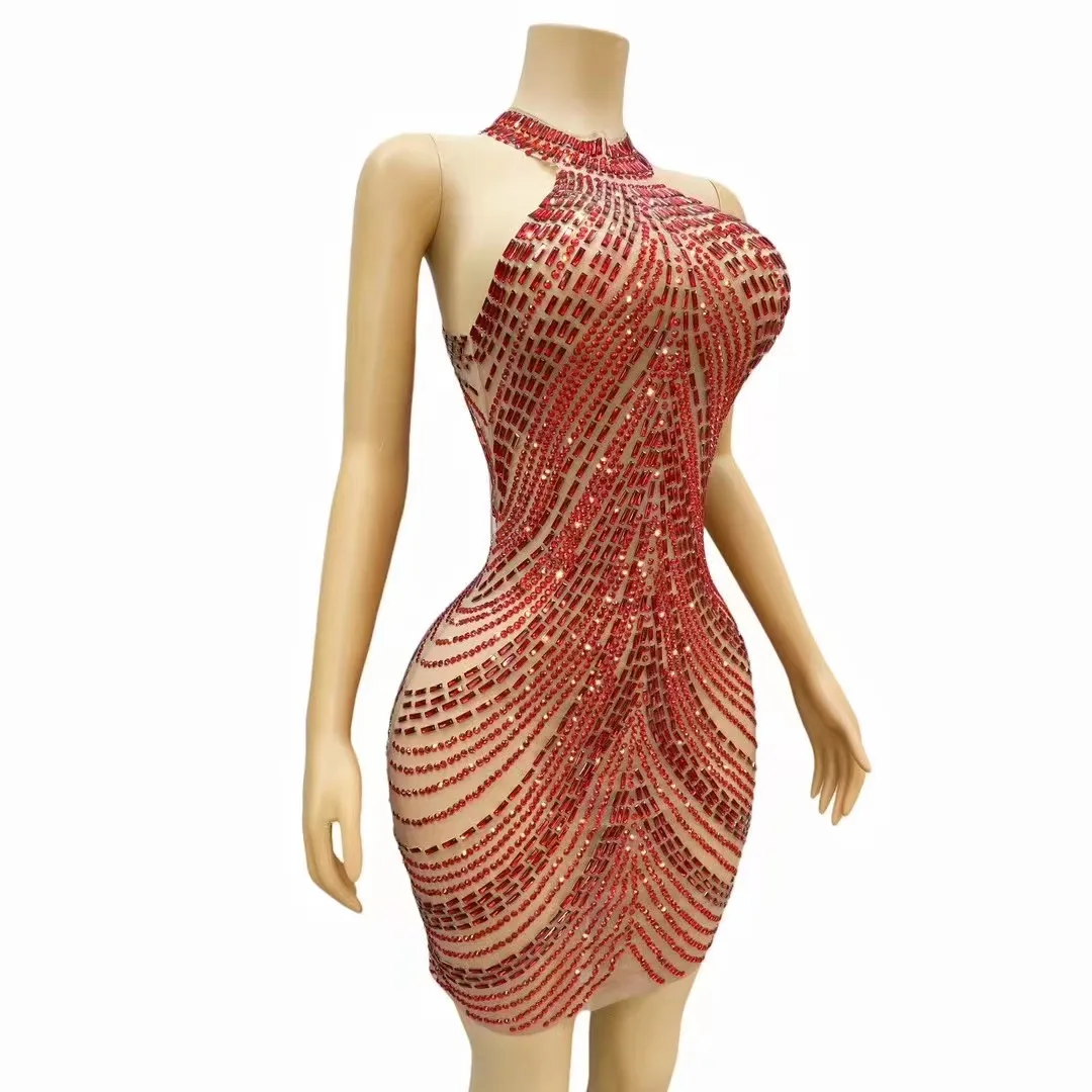 Dames Sexy Transparant Rood Strass Korte Jurk Halter Elastische Mesh Bar Zangeres Concert Podium Dragen Prom Party Club Kristallen Jurk